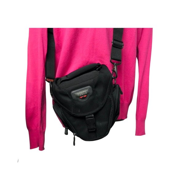NWOT Roots Multi-Purpose Bag - Picture 1 of 12